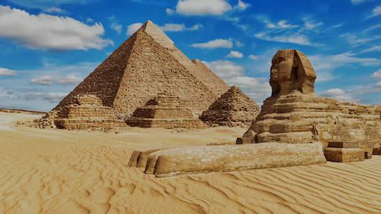 Egypt Tourists Face INSANE Harassment at the Pyramids (True Story!)